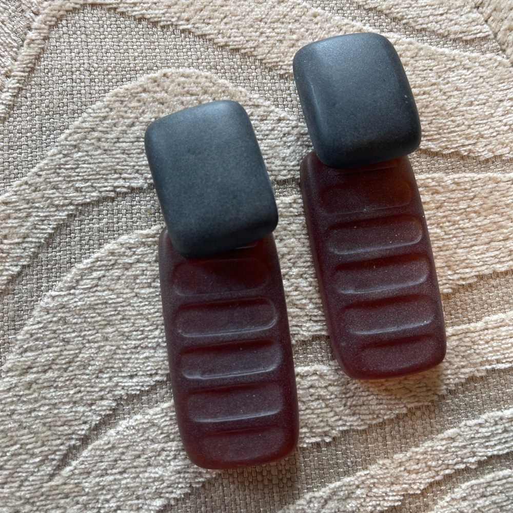 Vintage Earrings - Picture 4 of 7